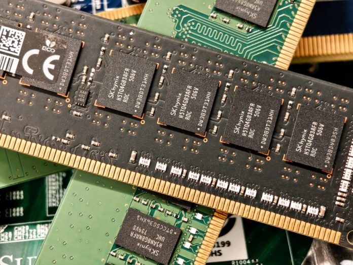 Tarjeta gráfica GPU en centro de datos para procesamiento de inteligencia artificial